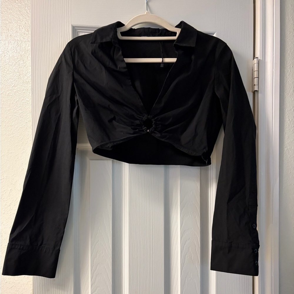 Zara Black Buttoned Sleeves Long Sleeve Crop Top Size Small